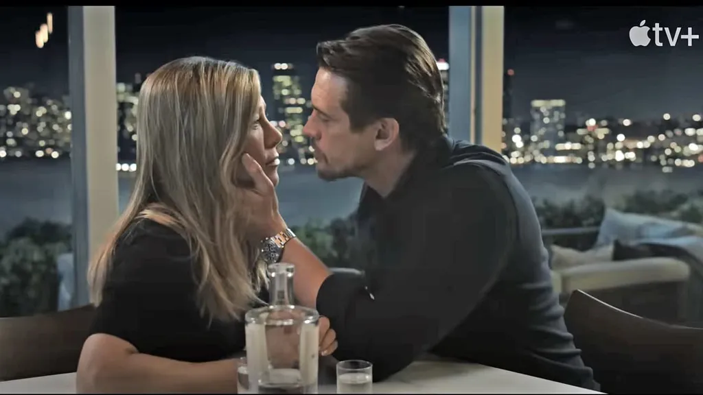 Jennifer Aniston sizzles as cougar with toyboy romance in Morning Show