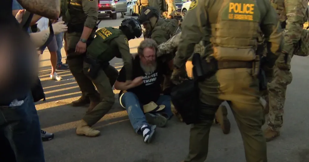 Group to denounce arrest of 70-year-old veteran outside Broadview, Illinois ICE facility