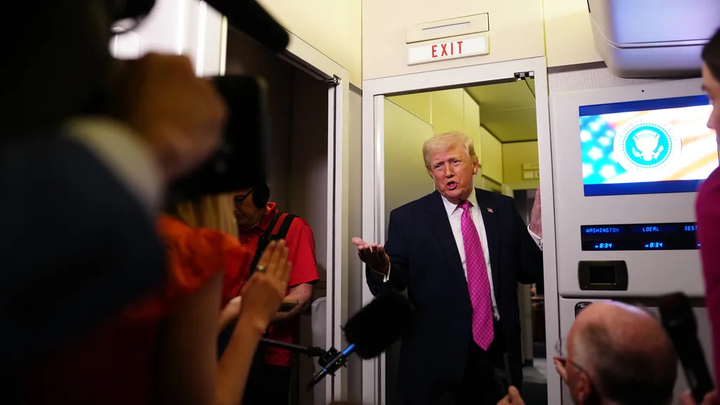 Trump Says Iran Agreed to Allow 20 More Ships of Oil Through Strait of Hormuz