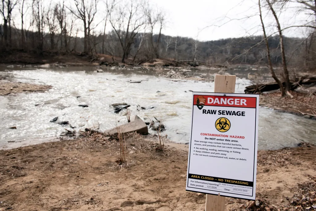 Ruptured pipe that leaked millions of gallons of raw waste into the Potomac is back in operation - MyNorthwest.com