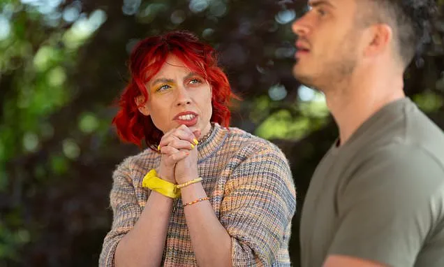 The Traitors star Jessie takes a swipe at show rival Matty