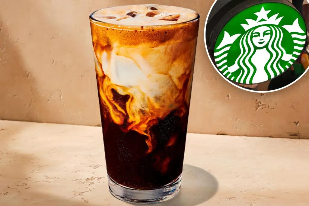 Starbucks fans are freaking out over return of popular fall drink:...