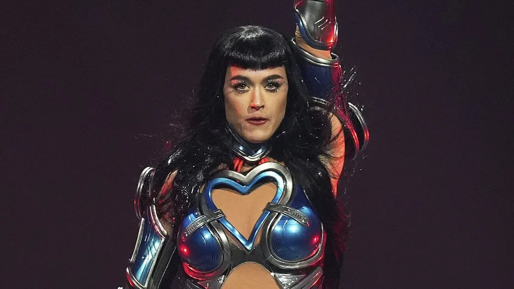 Katy Perry overwhelmed with emotion amid Orlando split