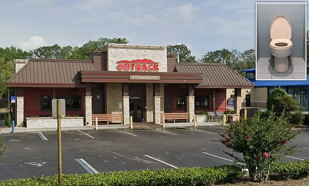 Florida man sues Outback Steakhouse after toilet seat broke under him