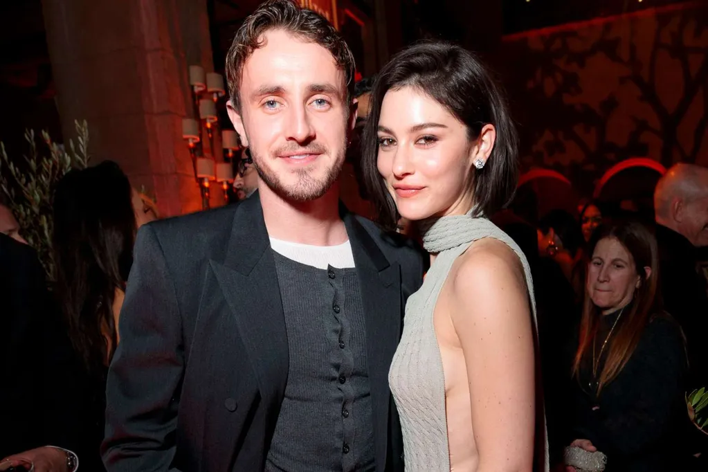 Gracie Abrams Praises Boyfriend Paul Mescal's Film Hamnet with Adorable Photos of the Cast: 'Also I Love Him Surprise'