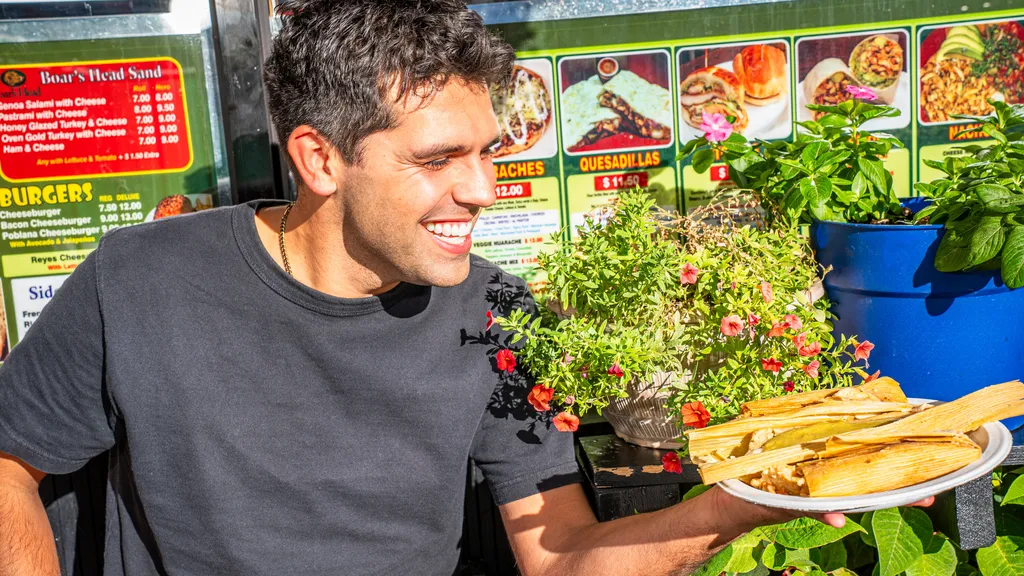 A Writer With a Healthy Appetite, and a Love of New York City