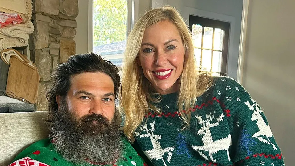 Duck Dynasty star trolled for pregnancy announcement for daughter, 18