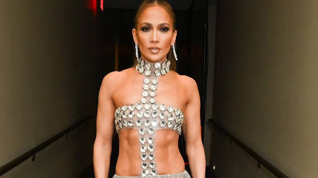 Jennifer Lopez's $21M mansion gets renovation