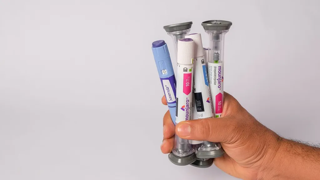 Triple-strength 'mega-dose' of slimming jab outstrips NHS version