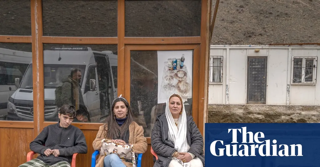 'Every night they are bombarding': at border crossing, some Iranians are fleeing war and some are heading home