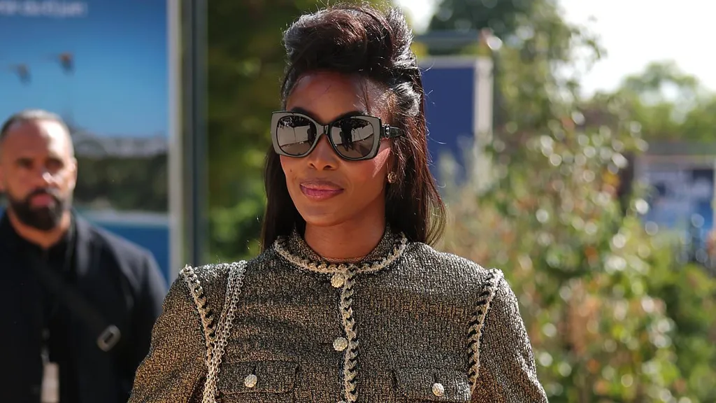 Naomi Campbell hits Chanel's Haute Couture show with striking quiff