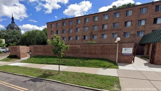 Funding, zoning questions dog St. Paul 'Familiar Faces' homeless project on Marshall Avenue
