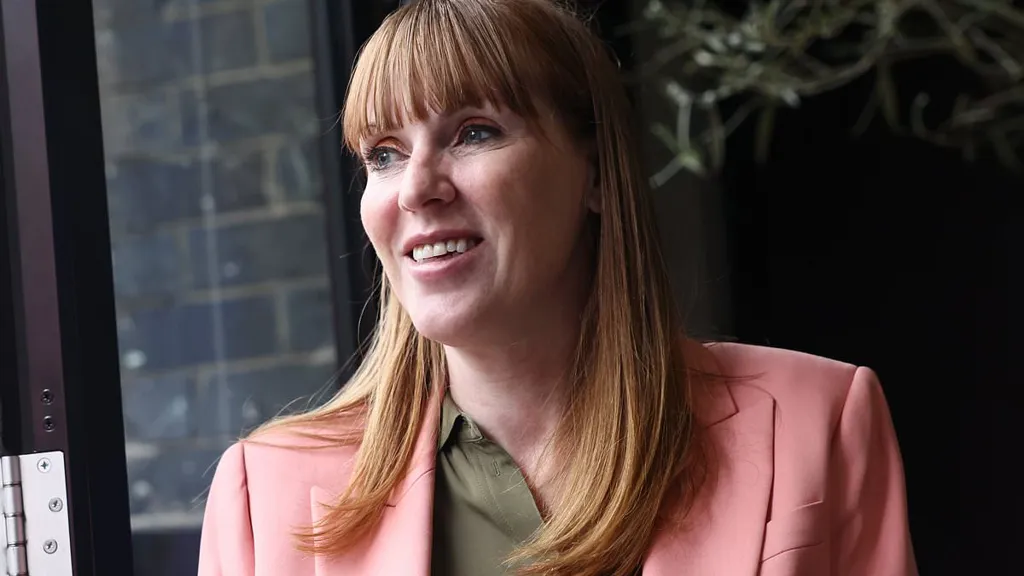 Is 'Two Homes' Rayner paying council tax on her second residence?