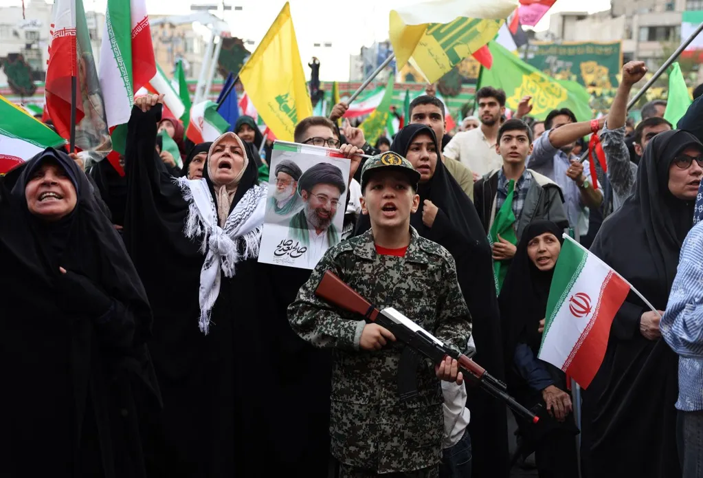 Iran threatens 