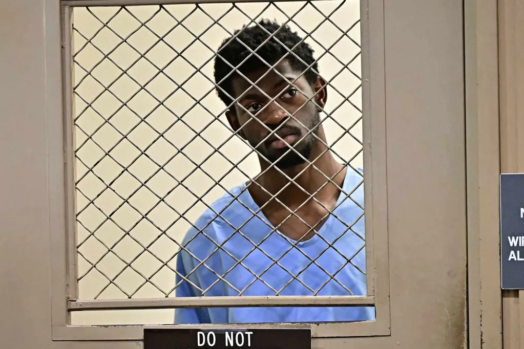 Lil Nas X Pleads Not Guilty to 4 Felony Charges as Bail Set at $75K: Reports