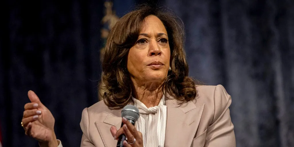 Kamala Harris expected to blame Democrats and Republicans for failed economic policy at state party dinner