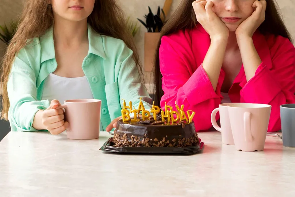 Stepmom Refuses to Invite 17-Year-Old's 'Rude' Biological Mother to Teen's Birthday Celebration