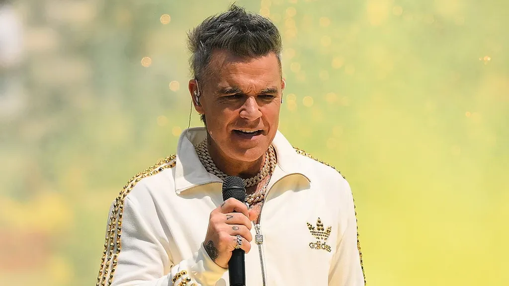 Robbie Williams reignites his feud with Noel Gallagher ahead of BRITs