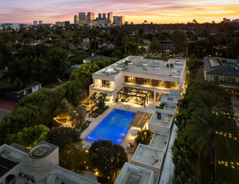 In Beverly Hills, This $59 Million Estate Rewrites Jackie Collins' Legacy