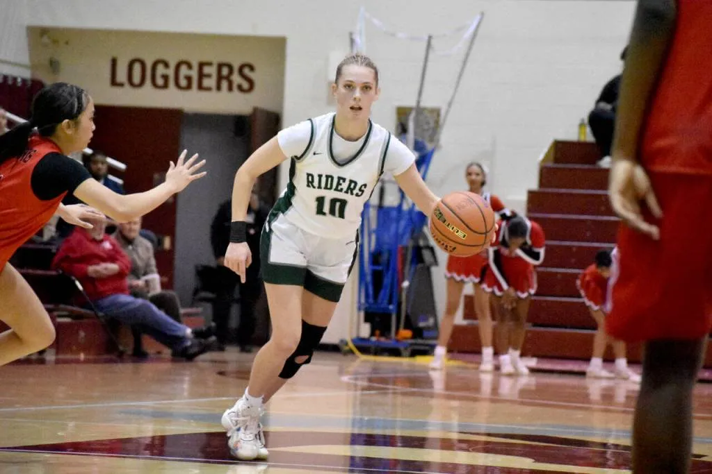 PLAYOFF BASKETBALL: Three prep teams head to state tournaments - Peninsula Daily News