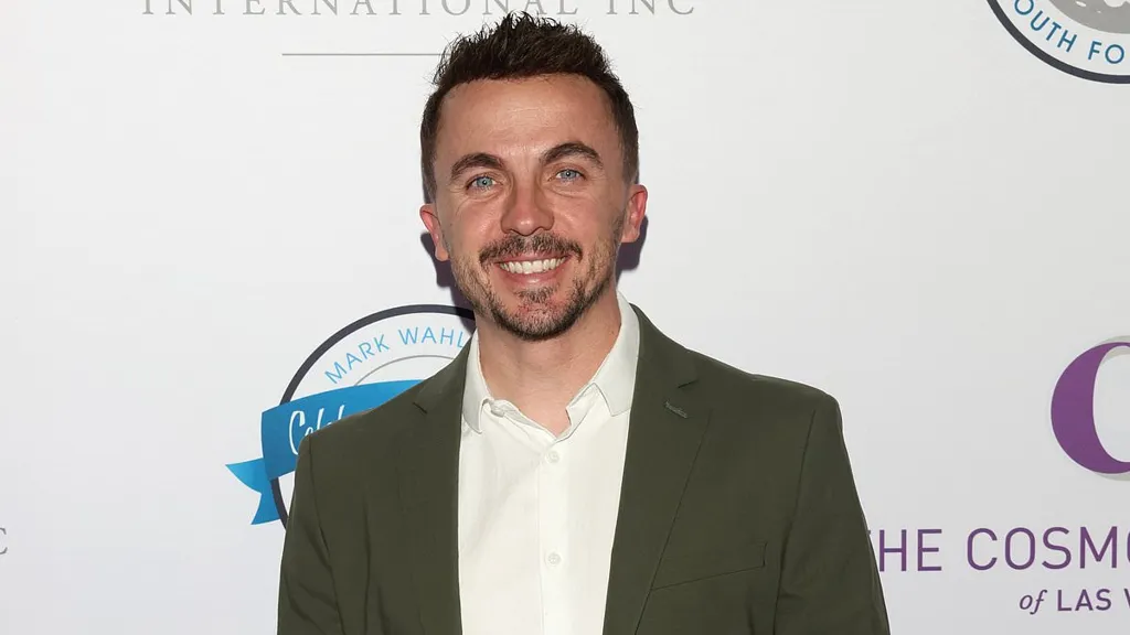 Frankie Muniz alarms fans with cryptic  post about friendship