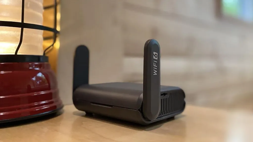 GL.iNet's Slate AX Is A Small And Affordable Wi-Fi 6 Pocket Travel Router
